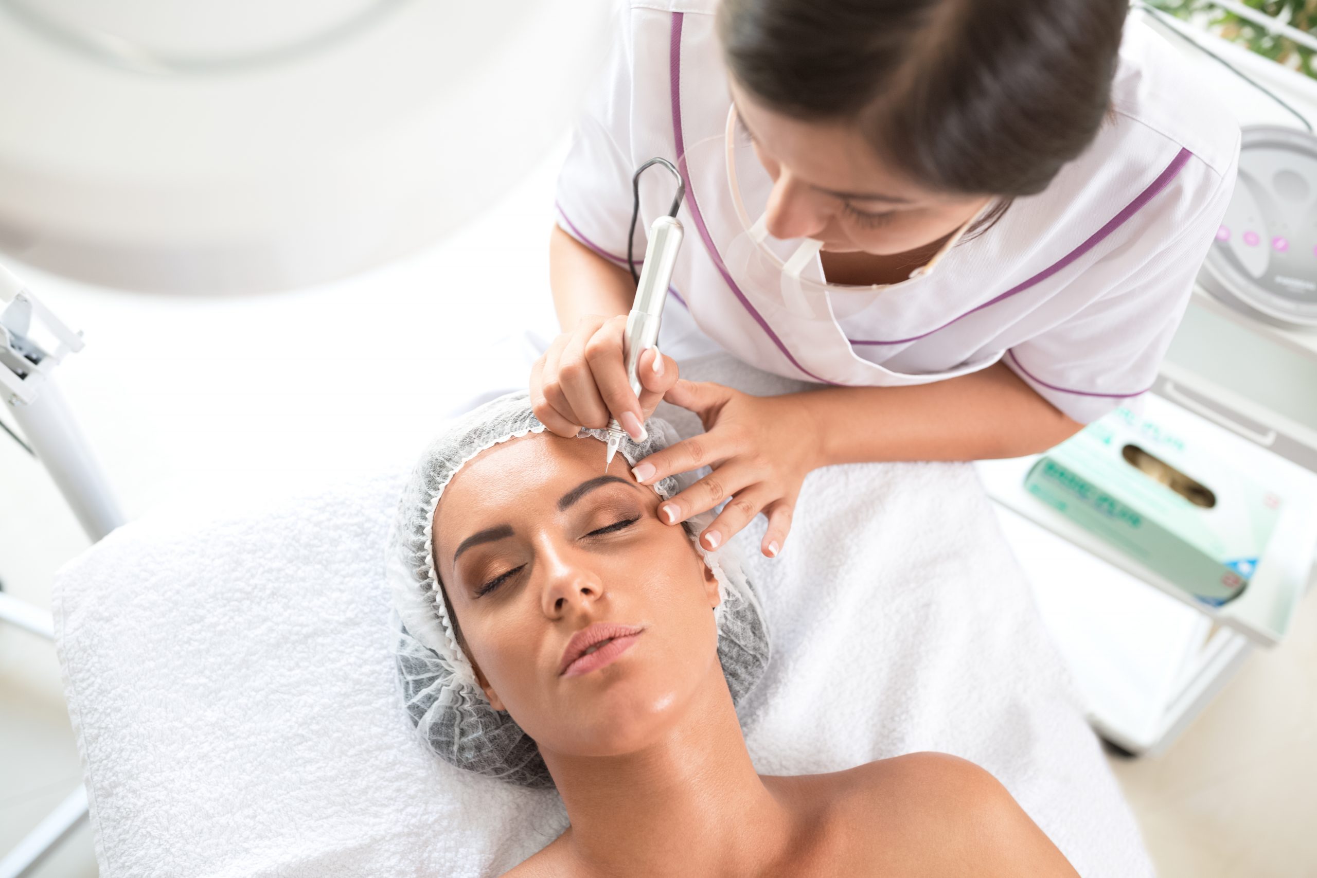 Permanent cosmetics method used for fuller and denser appearance of  eyebrows